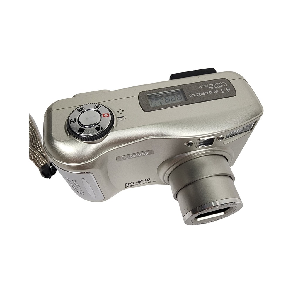 Gateway DC M40 Digital Camera‎ 4.1MP 2x Optical Zoom Silver